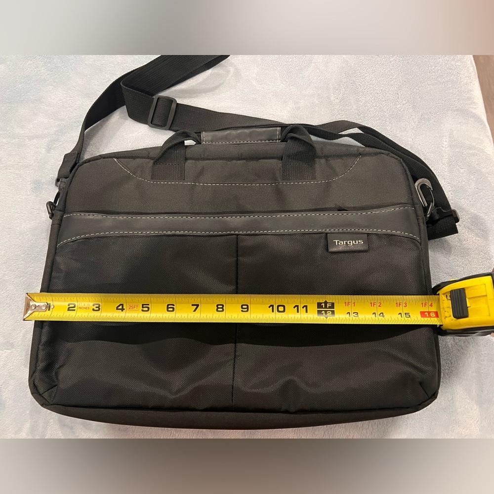 Laptop bag black Targus